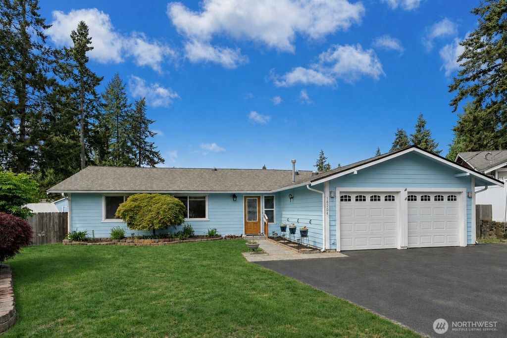 Photo of 18204 59th Place W, Lynnwood, WA 98037 (MLS # 2523145)