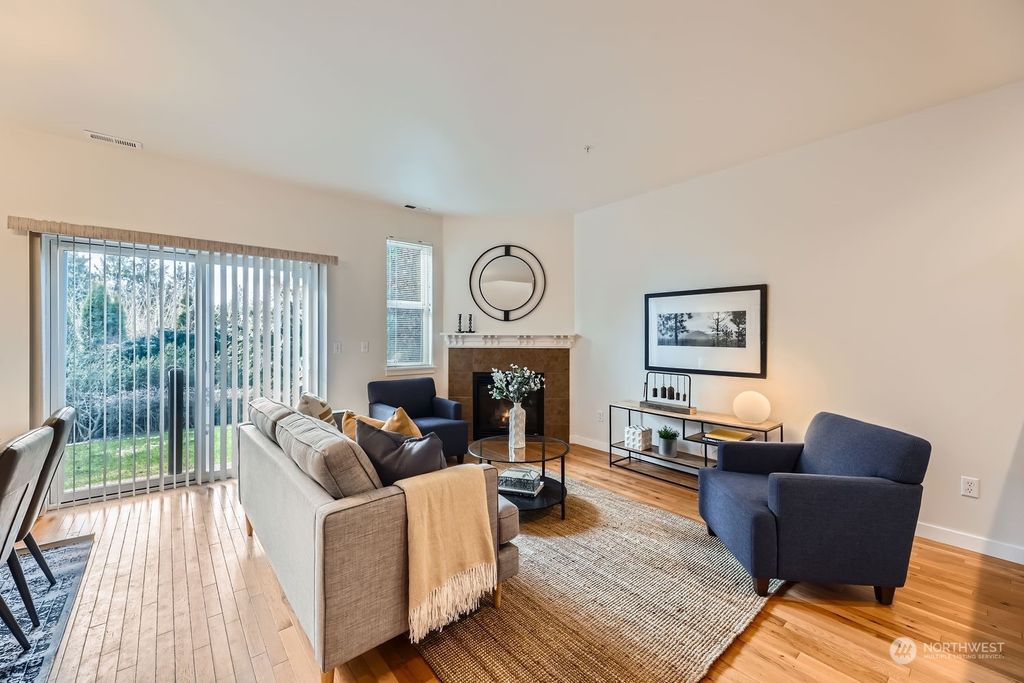 Photo of 4118 148th Street SW #A1, Lynnwood, WA 98087 (MLS # 2329155)