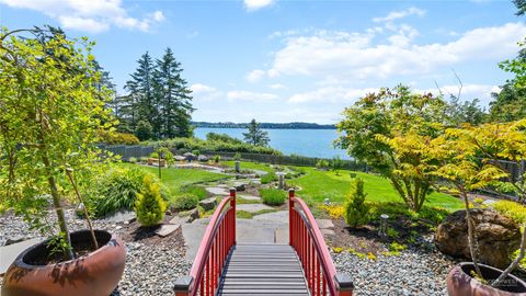 A home in Oak Harbor