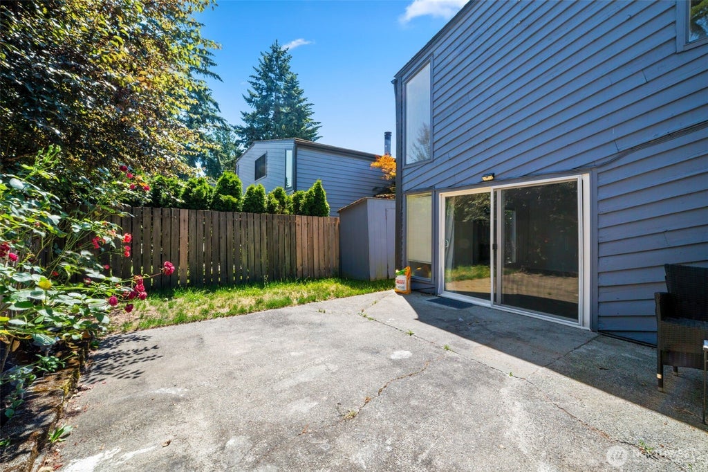 Photo of 720 141st Lane SE #713, Bellevue, WA 98007 (MLS # 2560852)