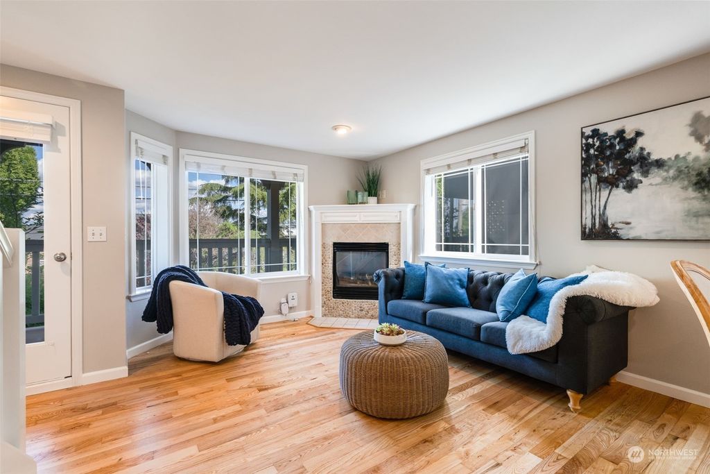 Photo of 1817 24th Avenue #A, Seattle, WA 98122 (MLS # 2245487)