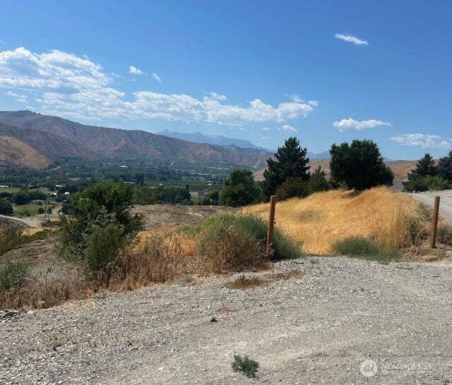 1395 Mountain Vista