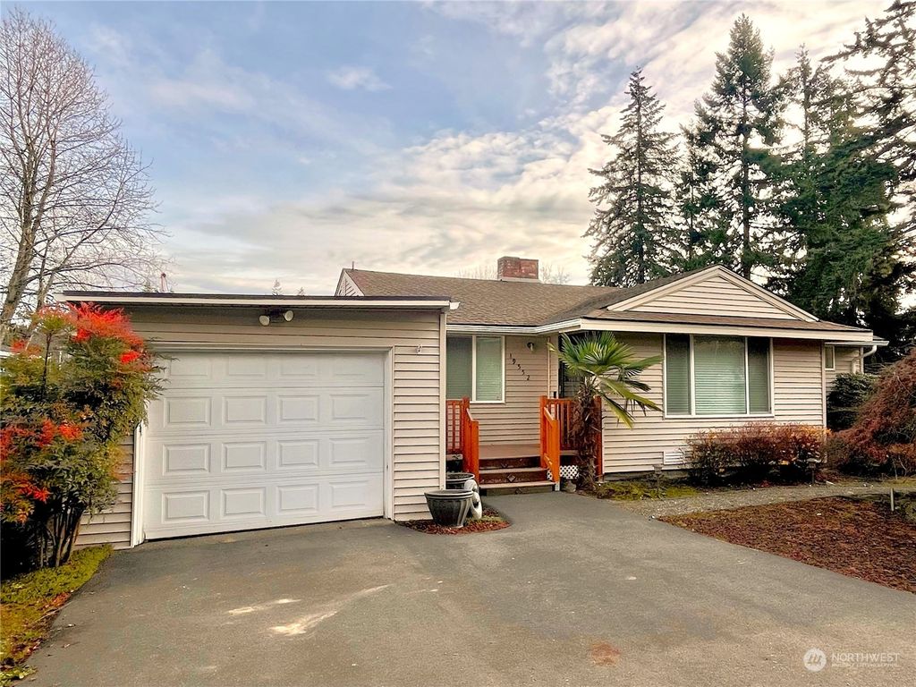Photo of 19552 4th Avenue S, Des Moines, WA 98148 (MLS # 2313155)