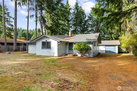 Photo of 7604 41st Avenue SE, Lacey, WA 98503 (MLS # 2447473)