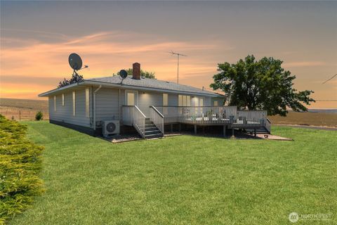 Photo of 6397 Coyote Heights Road N, Odessa, WA 98159 (MLS # 2403008)