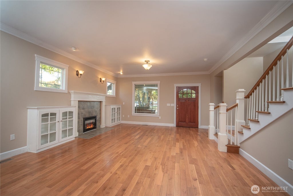 Photo of 201 W 10th Avenue, Ellensburg, WA 98926 (MLS # 2592468)