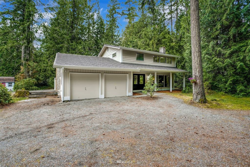 Photo of 24390 SE 25th Street, Sammamish, WA 98075 (MLS # 1972167)