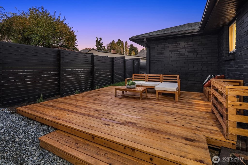 Photo of 1556 S Pearl Street, Seattle, WA 98108 (MLS # 2448005)