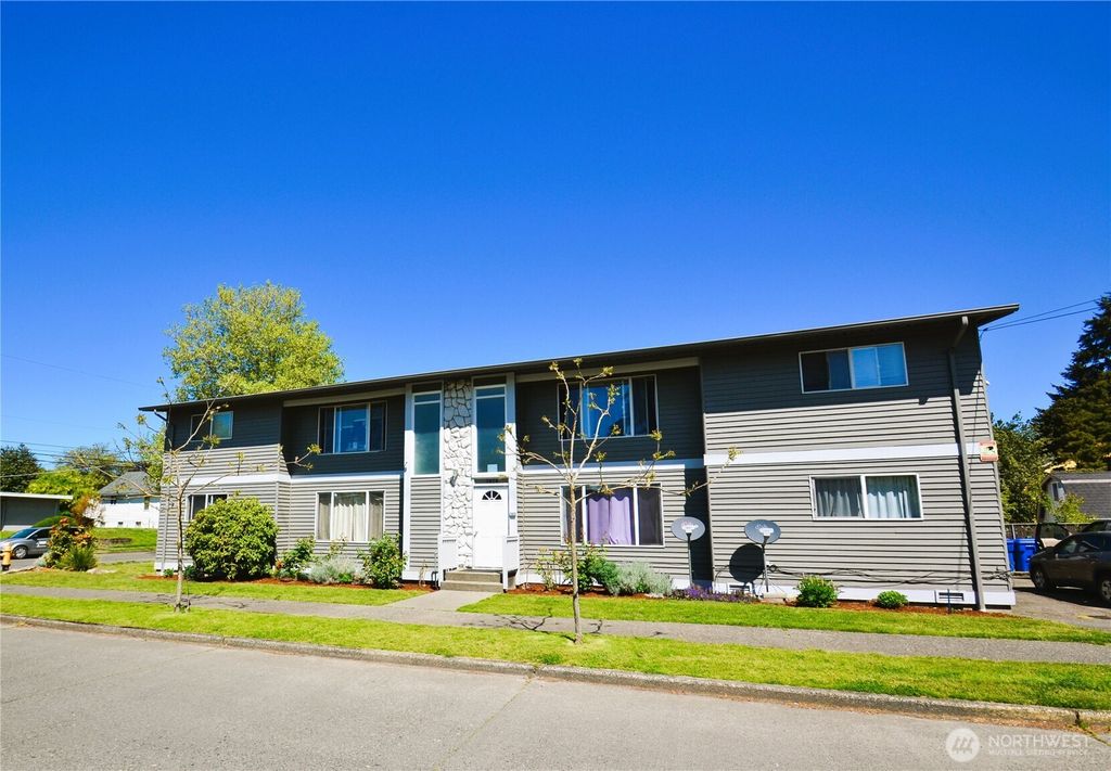 Photo of 1414 SW Cambridge Street #1-4, Seattle, WA 98106 (MLS # 2365647)