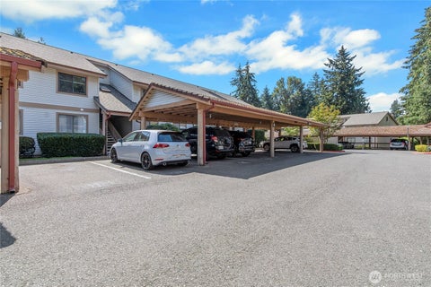 Photo of 17404 119th Lane SE #H8, Renton, WA 98058 (MLS # 2575729)