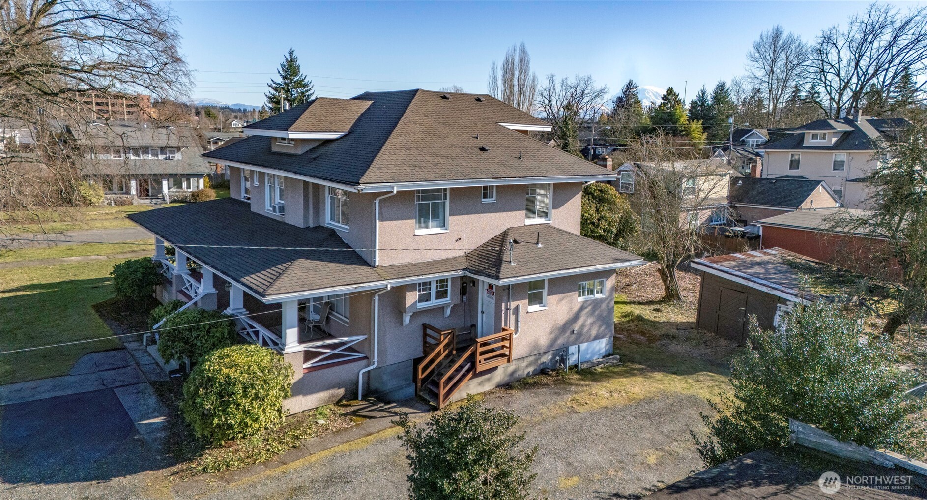 506 1st Street SW