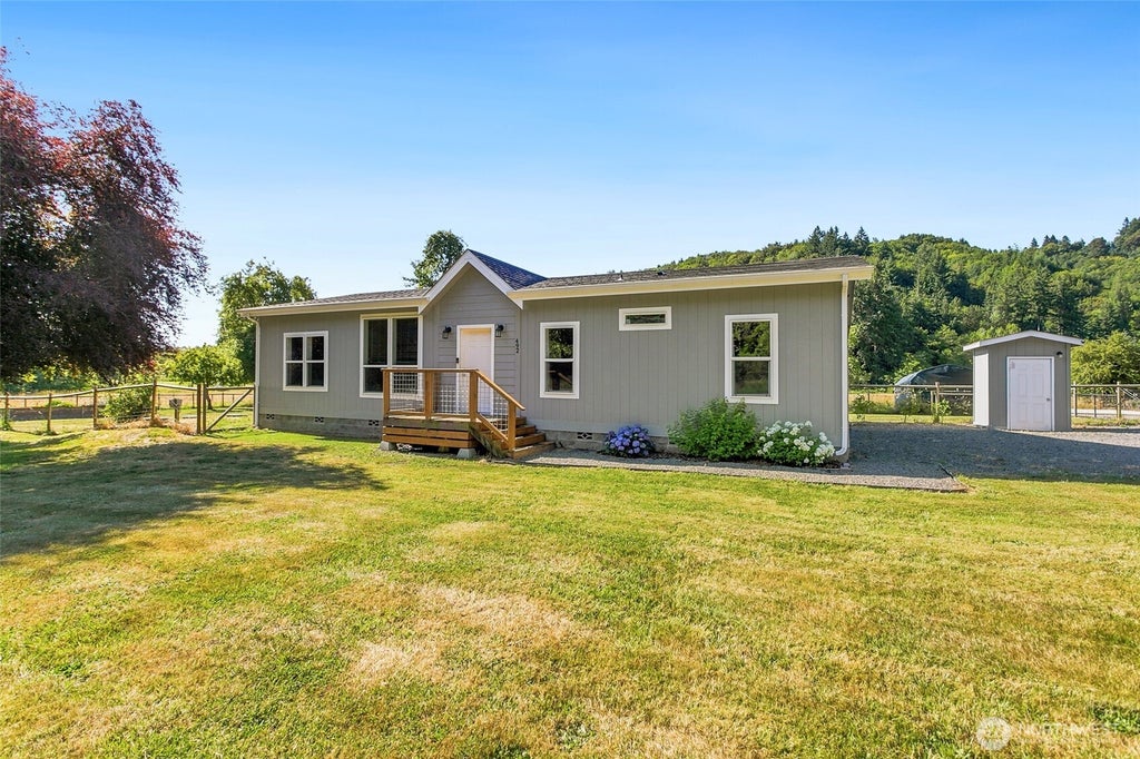 Photo of 492 Coal Creek Road, Chehalis, WA 98532 (MLS # 2552443)