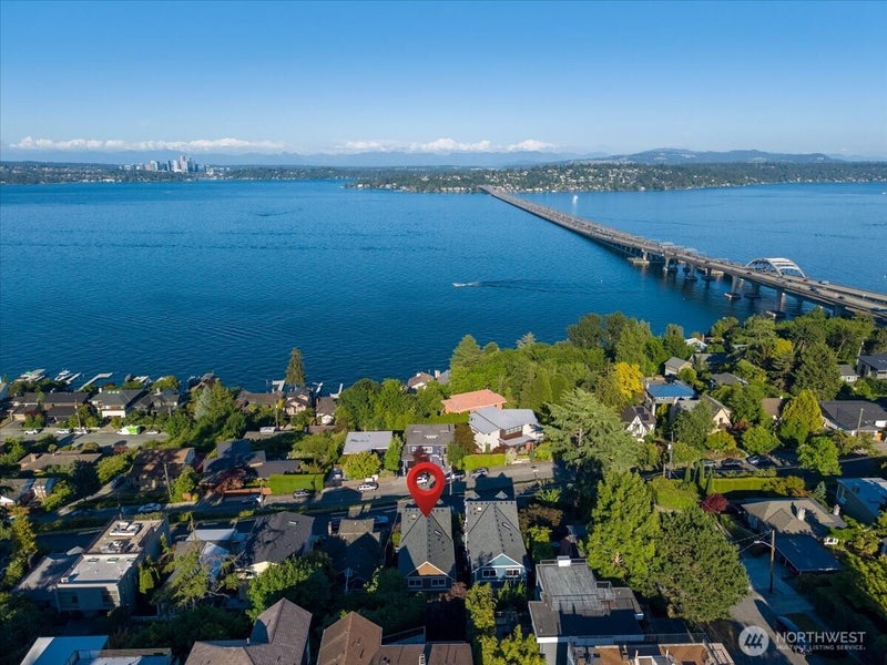 1125 Lake Washington Boulevard S