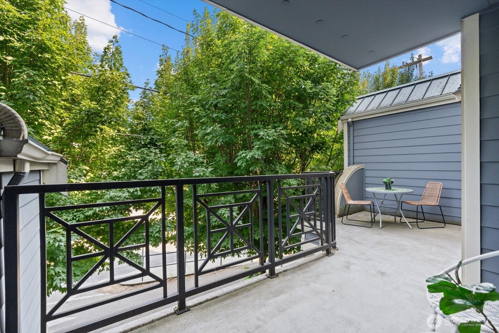 9057 Greenwood Avenue N 306