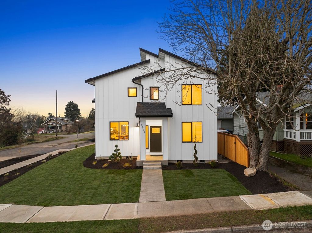 Photo of 3209 E J Street, Tacoma, WA 98404 (MLS # 2470382)