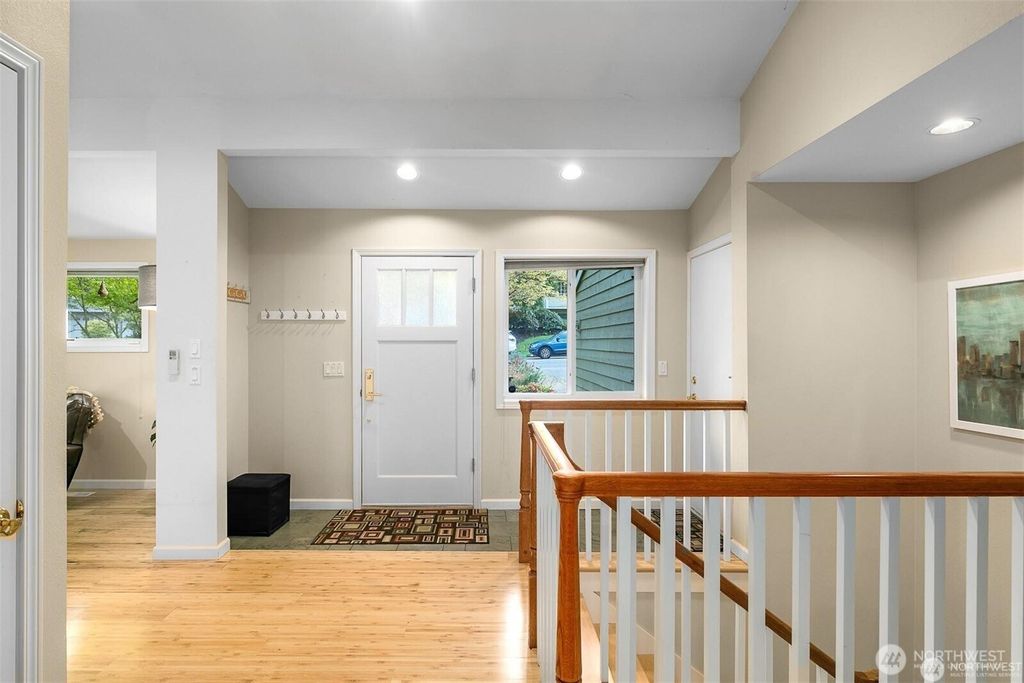 Photo of 15144 SE 46th Way, Bellevue, WA 98006 (MLS # 2369205)