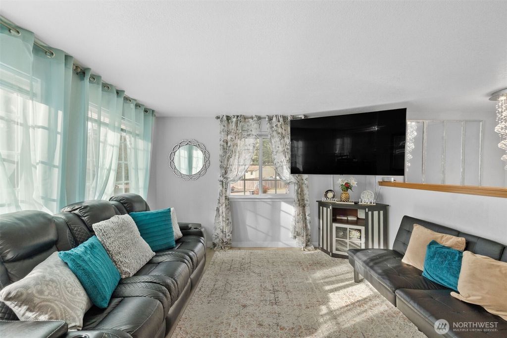 Photo of 31 NE Skipper Court, Belfair, WA 98528 (MLS # 2472619)