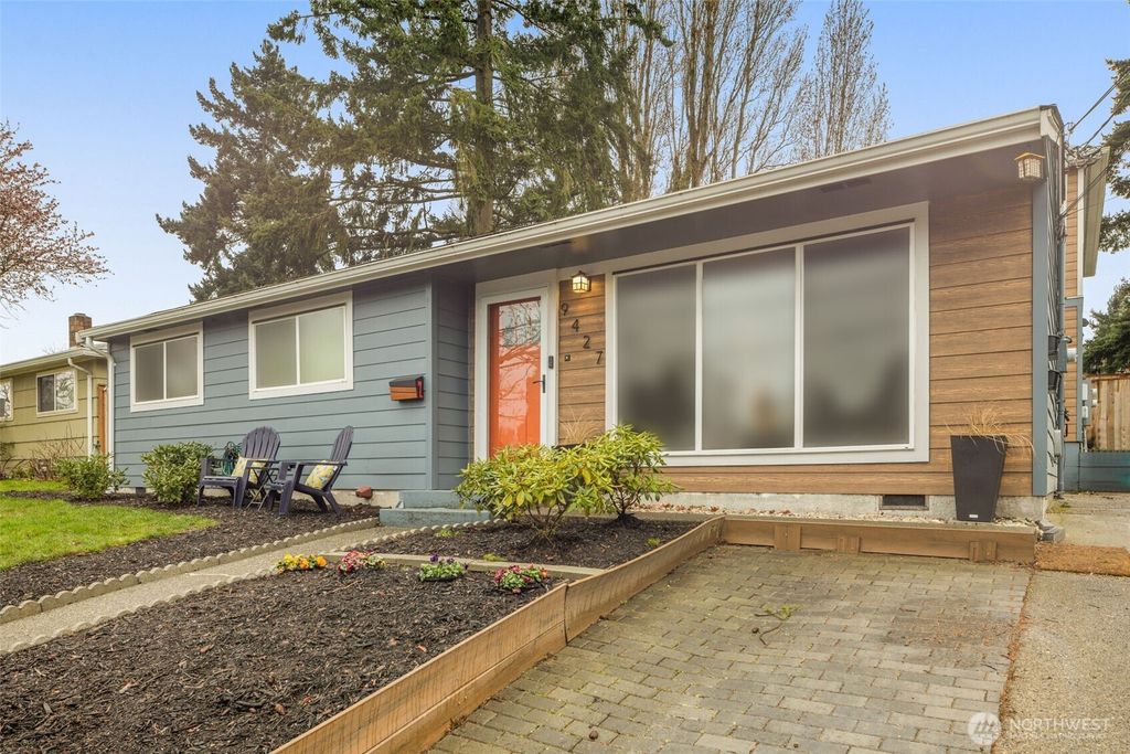 Photo of 9427 8th Avenue SW #1, Seattle, WA 98106 (MLS # 2491463)