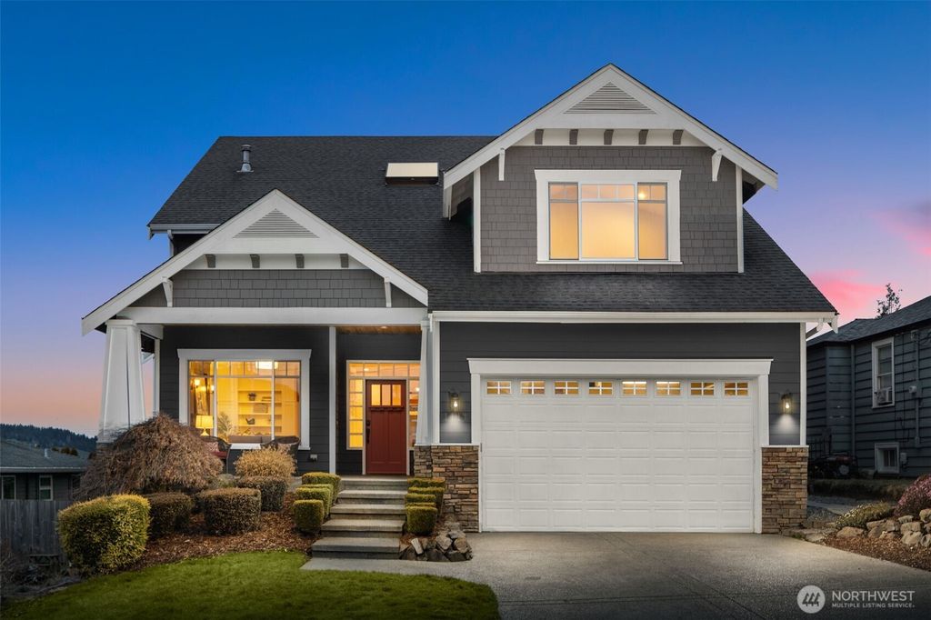 Photo of 1114 N 33rd Place, Renton, WA 98056 (MLS # 2446851)