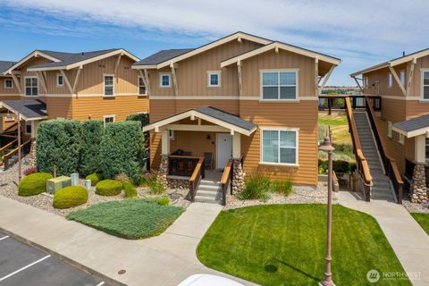 Photo of 4395 Westshore Drive NE #802, Moses Lake, WA 98837 (MLS # 2543907)