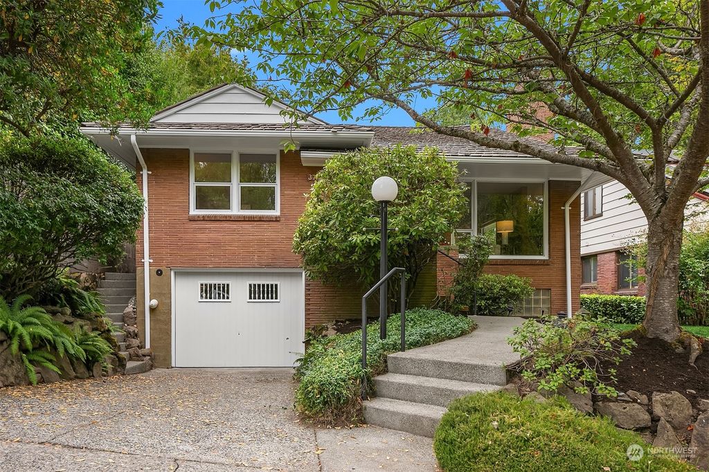 Photo of 3712 NE 43rd Street, Seattle, WA 98105 (MLS # 2263300)