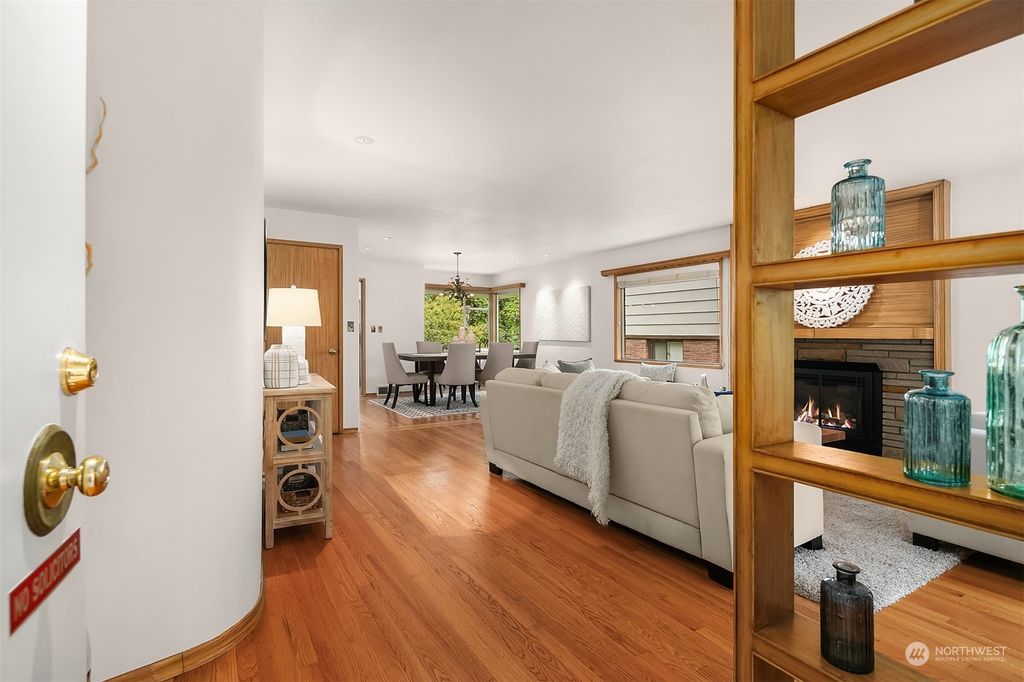 Photo of 3712 NE 43rd Street, Seattle, WA 98105 (MLS # 2263300)