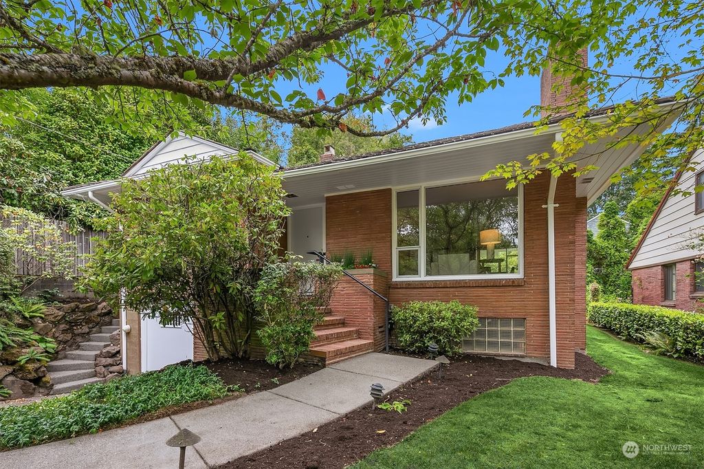 Photo of 3712 NE 43rd Street, Seattle, WA 98105 (MLS # 2263300)