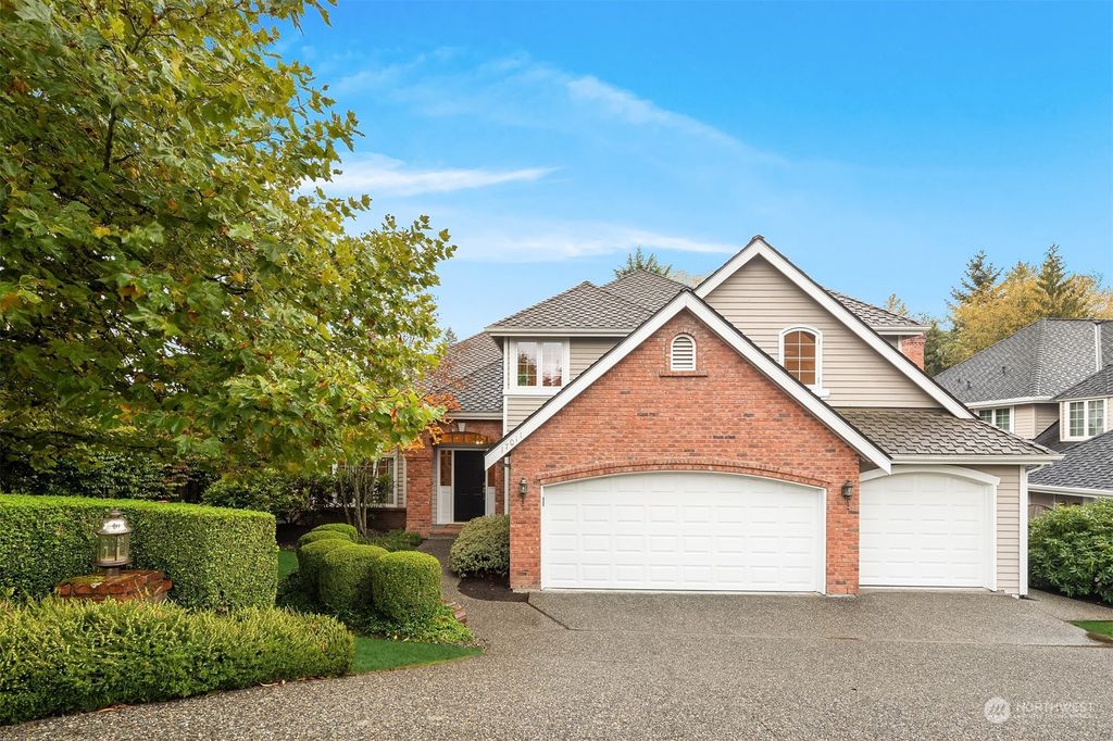 Photo of 17011 SE 47th Court, Bellevue, WA 98006 (MLS # 2020241)