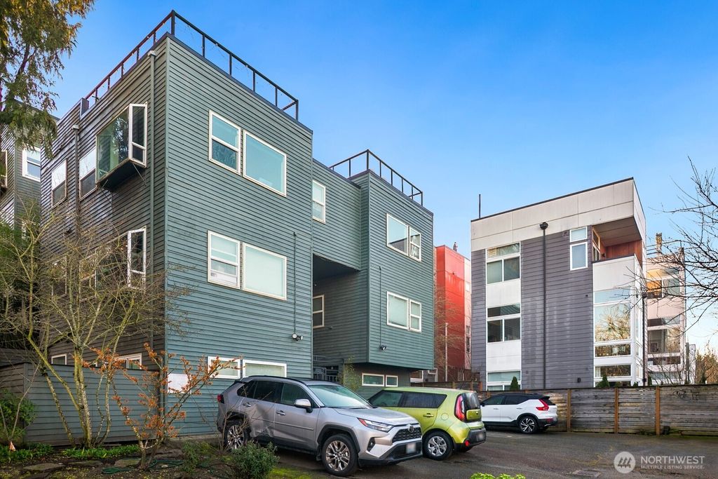 Photo of 1501 E Spring Street #8, Seattle, WA 98122 (MLS # 2478215)