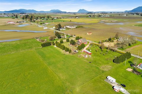 Photo of 16068 Field Road, Bow, WA 98232 (MLS # 2505712)