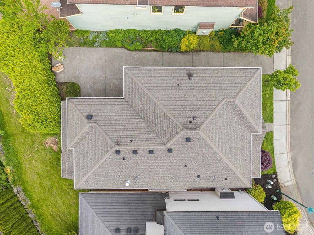 listing image 9360506595322005498
