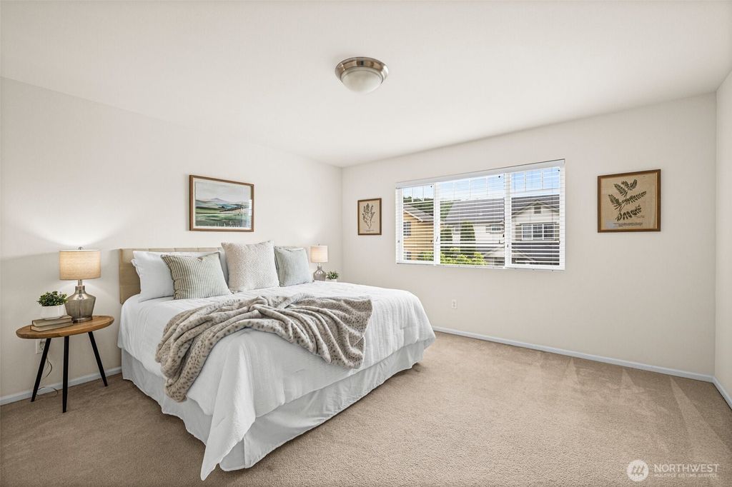 listing image 9369629424072539504