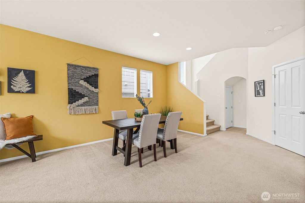 listing image 9368676519392135073