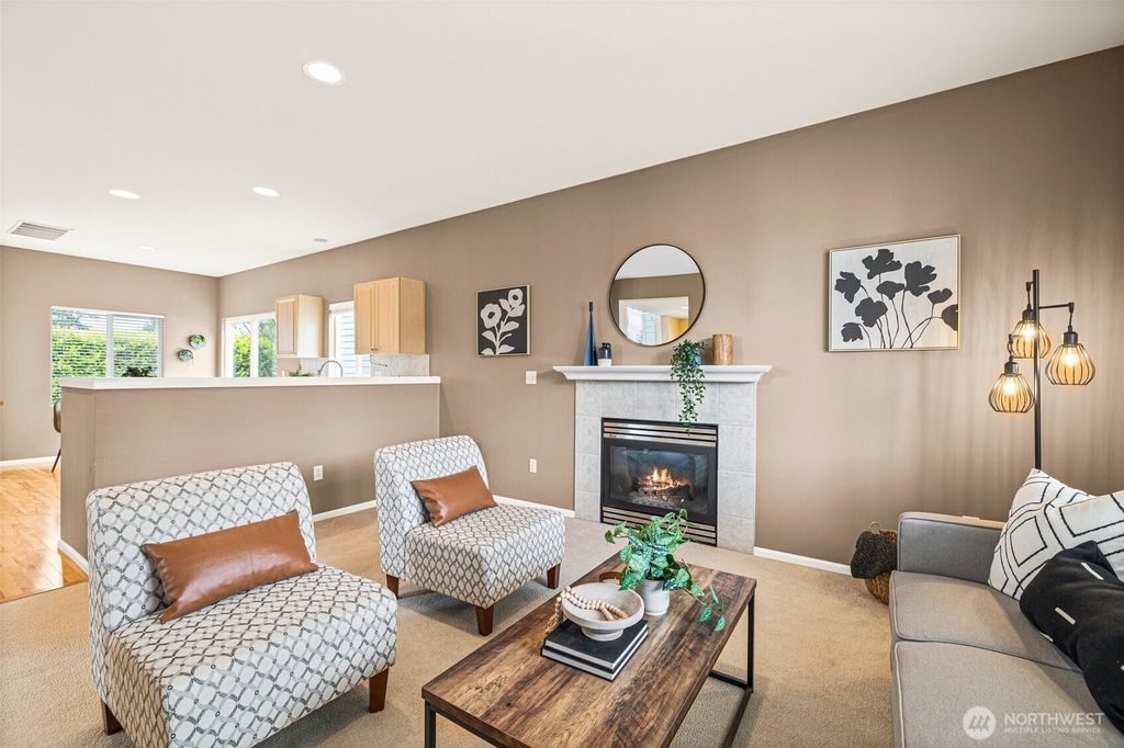 listing image 9369179282230110868