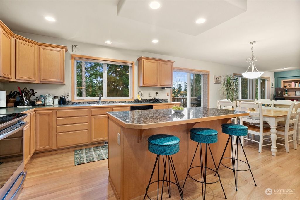 Photo of 25738 175th Way SE, Covington, WA 98042 (MLS # 2309236)