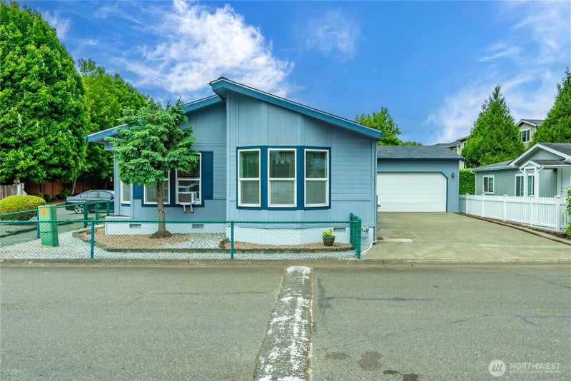 15400 SE 155th Place 1