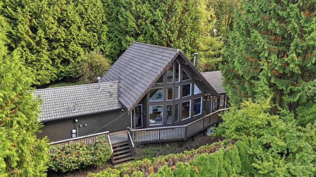 Photo of 26639 NE Stewart Street, Duvall, WA 98019 (MLS # 2592937)