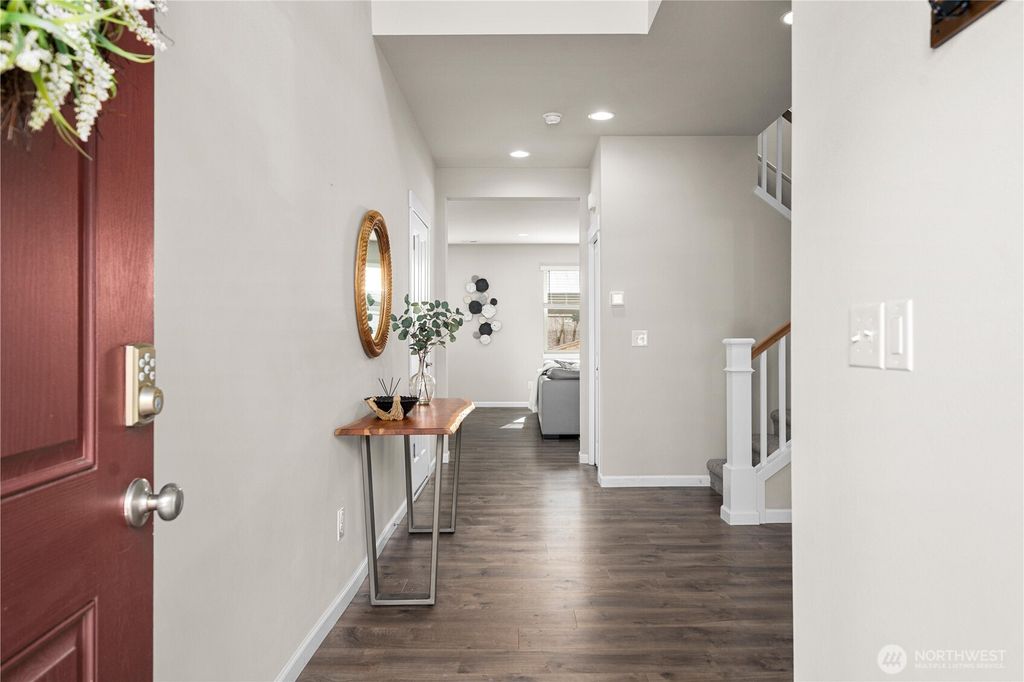 Photo of 26239 227th Terrace SE, Maple Valley, WA 98038 (MLS # 2482040)