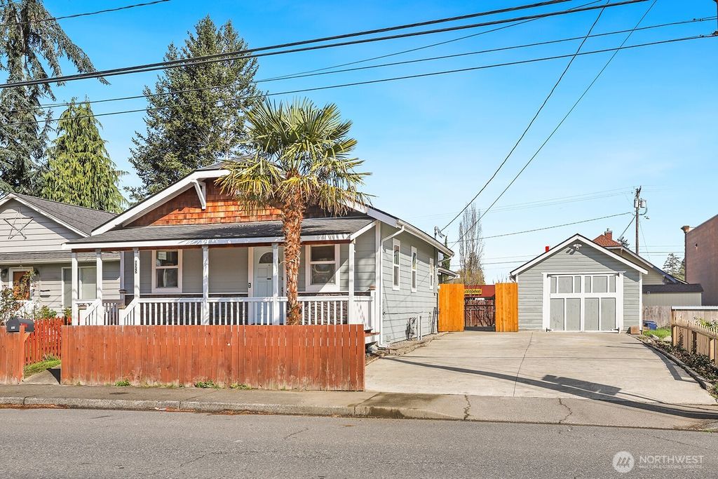 Photo of 925 McLean Road, Mount Vernon, WA 98273 (MLS # 2499799)