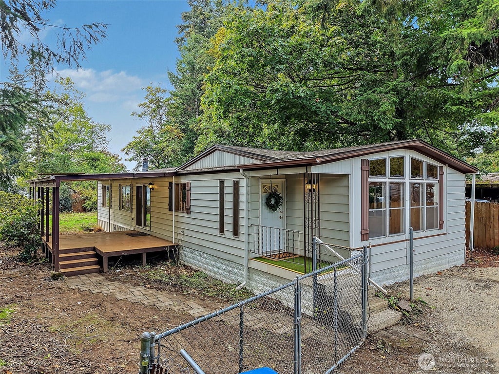 Photo of 22159 SE 275th CT CT, Maple Valley, WA 98038 (MLS # 2591916)