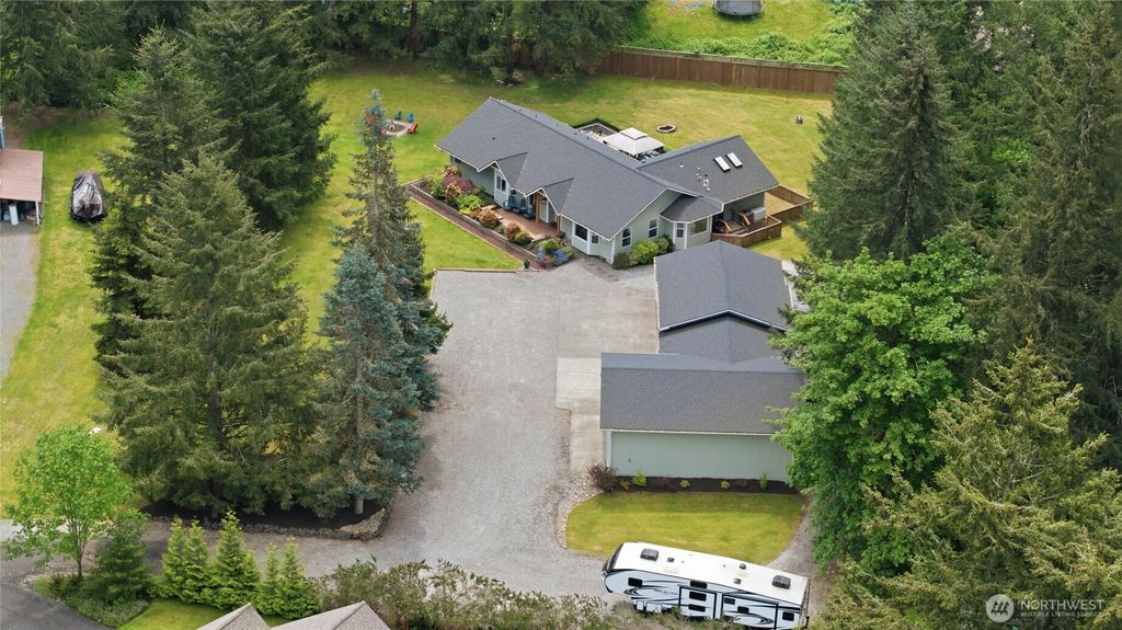 Photo of 24047 192nd Place SE, Covington, WA 98042 (MLS # 2523153)