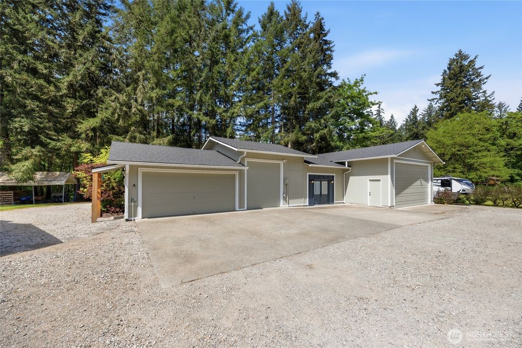 Photo of 24047 192nd Place SE, Covington, WA 98042 (MLS # 2523153)