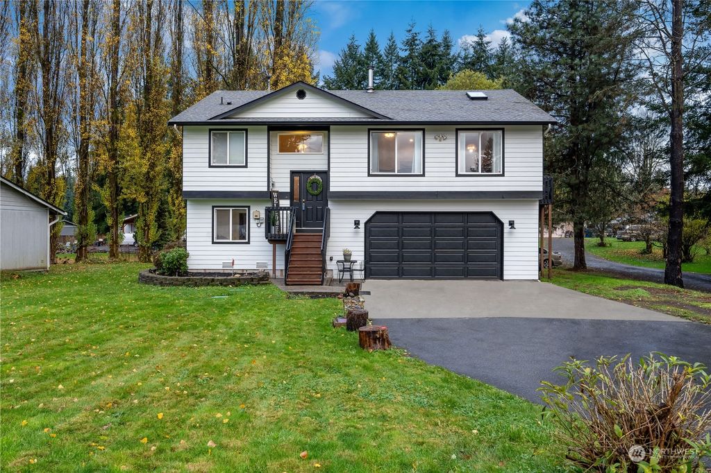 Photo of 11320 175th Avenue NE, Granite Falls, WA 98252 (MLS # 2312551)