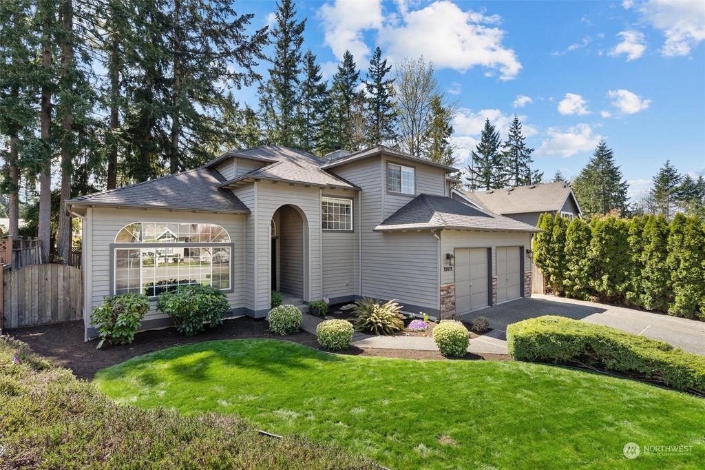 Photo of 19019 SE 260th Street, Covington, WA 98042 (MLS # 2061101)