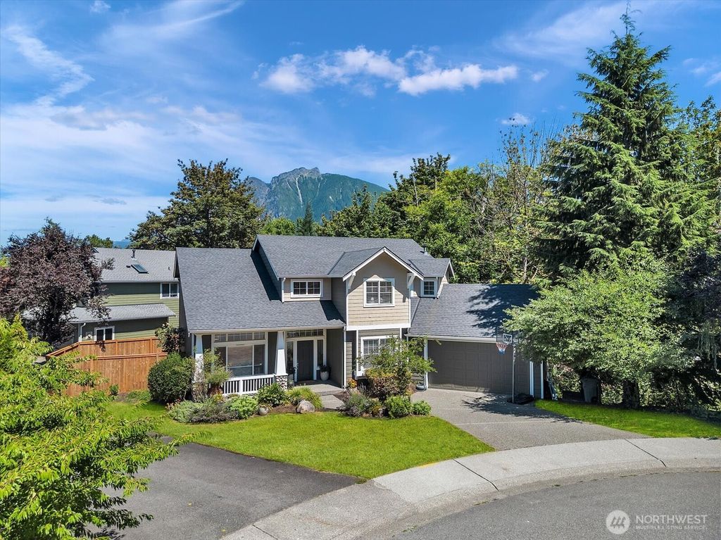 Photo of 1075 SW 12th Street, North Bend, WA 98045 (MLS # 2413076)