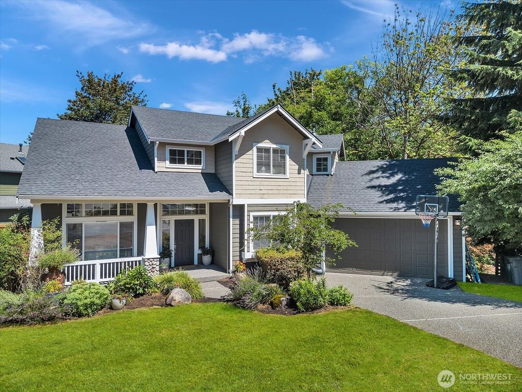 Photo of 1075 SW 12th Street, North Bend, WA 98045 (MLS # 2413076)