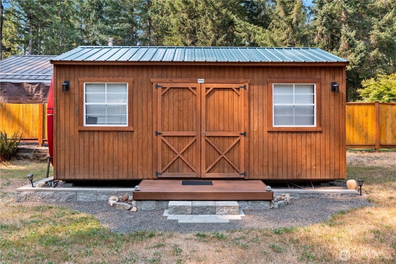 81 N Varden Way