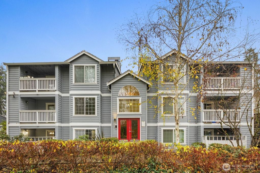 Photo of 23410 18th Avenue S #F101, Des Moines, WA 98198 (MLS # 2457340)