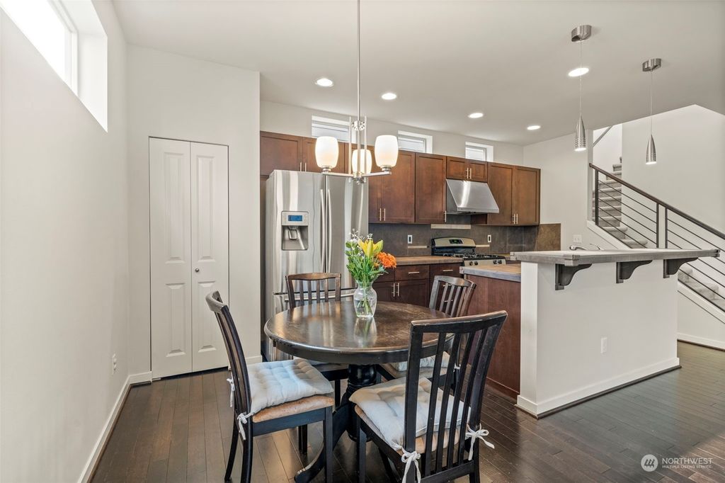 Photo of 1321 158th Place SW, Lynnwood, WA 98087 (MLS # 2058356)