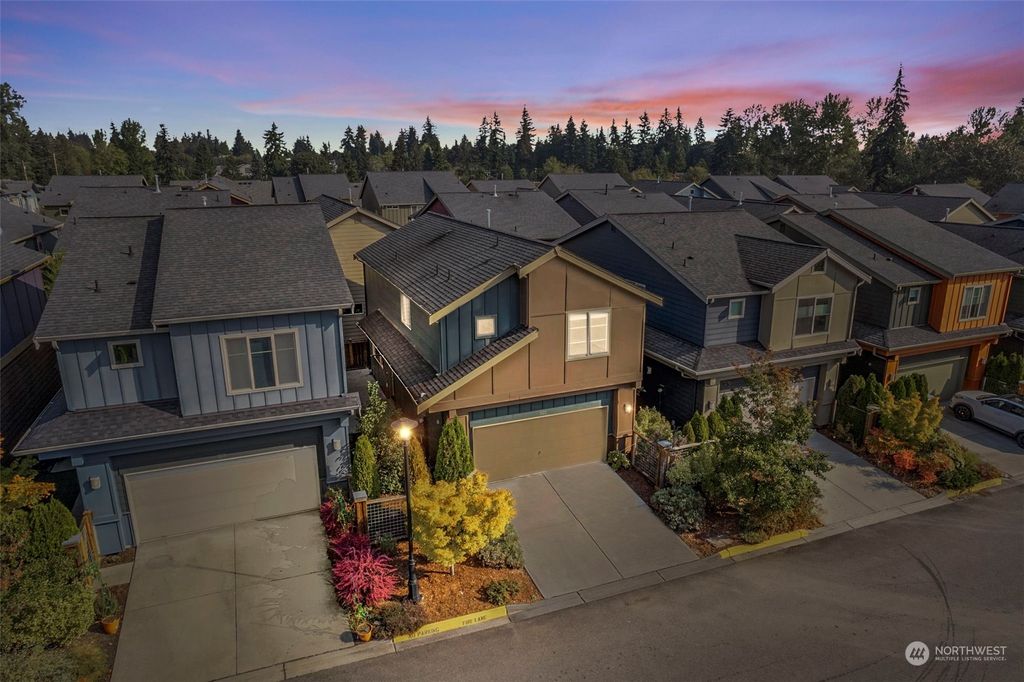 Photo of 1321 158th Place SW, Lynnwood, WA 98087 (MLS # 2058356)
